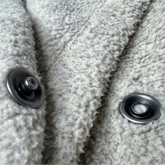 LUCY Hatha Sherpa Fleece Vest Beige Cream Women's Size M - Picture 10 of 16